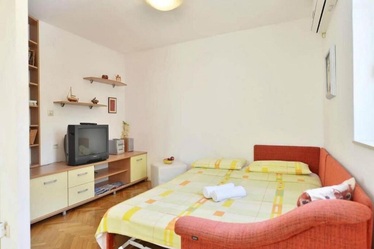 Apartment Vicko Омиш Экстерьер фото