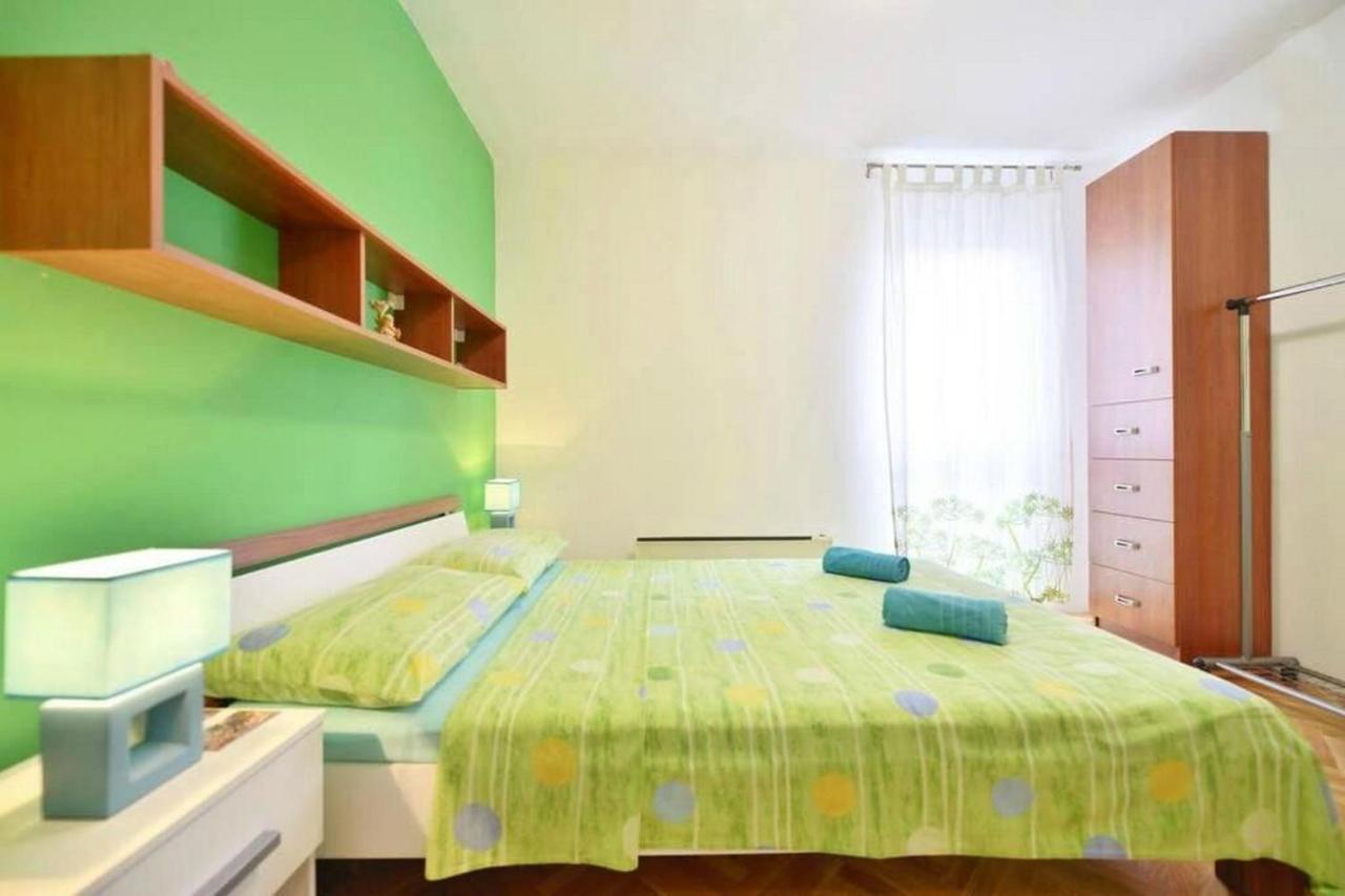 Apartment Vicko Омиш Экстерьер фото